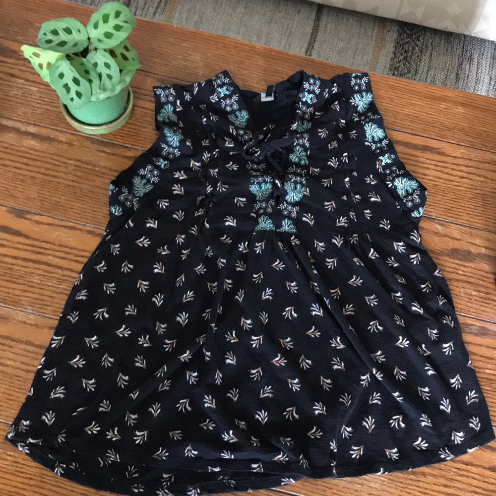 Lucky Brand Sleeveless Embroidered Top